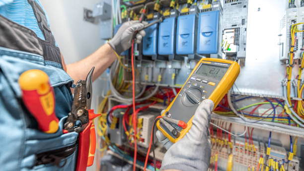 Best Local Electrician Companies  in Fairhope, AL